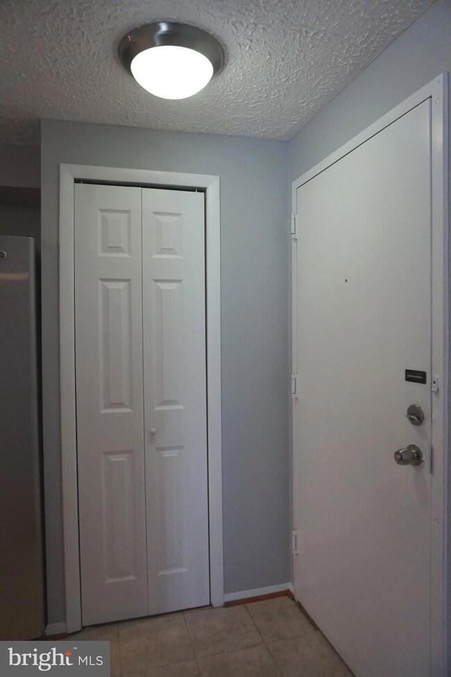 19509 Gunners North Branch Rd unit E, Germantown, MD 20876 - photo 3