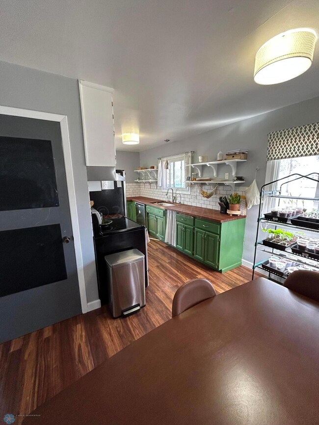 94 27th Ave N, Fargo, ND 58102 - photo 4