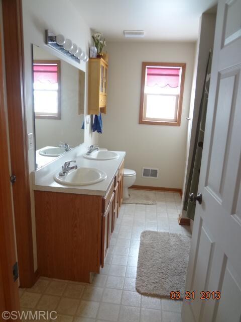 2268 Avalon View Dr NE unit 82, Cedar Springs, MI 49319 - photo 6