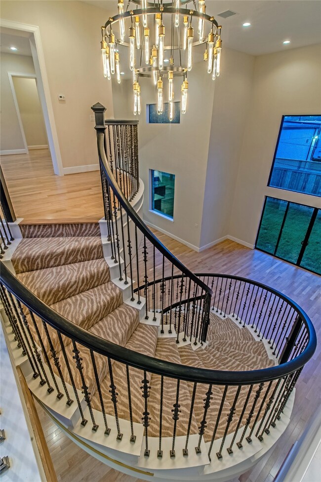 3803 N Macgregor Way, Houston, TX 77004 - photo 5