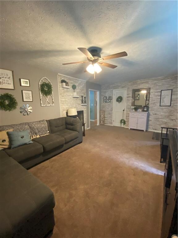 611 Oxford Rd, Anderson, IN 46012 - photo 5