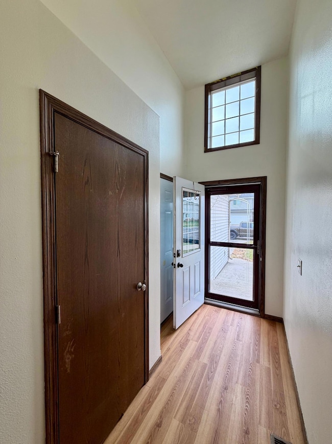 4889 Chelsea Ln S, Fargo, ND 58104 - photo 3