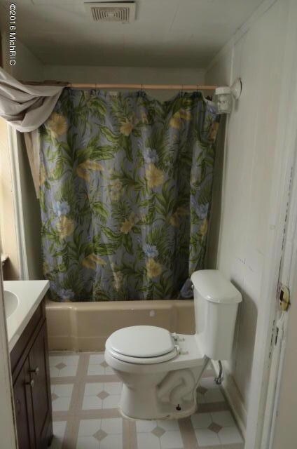 135 Sutton St SW, Grand Rapids, MI 49507 - photo 2