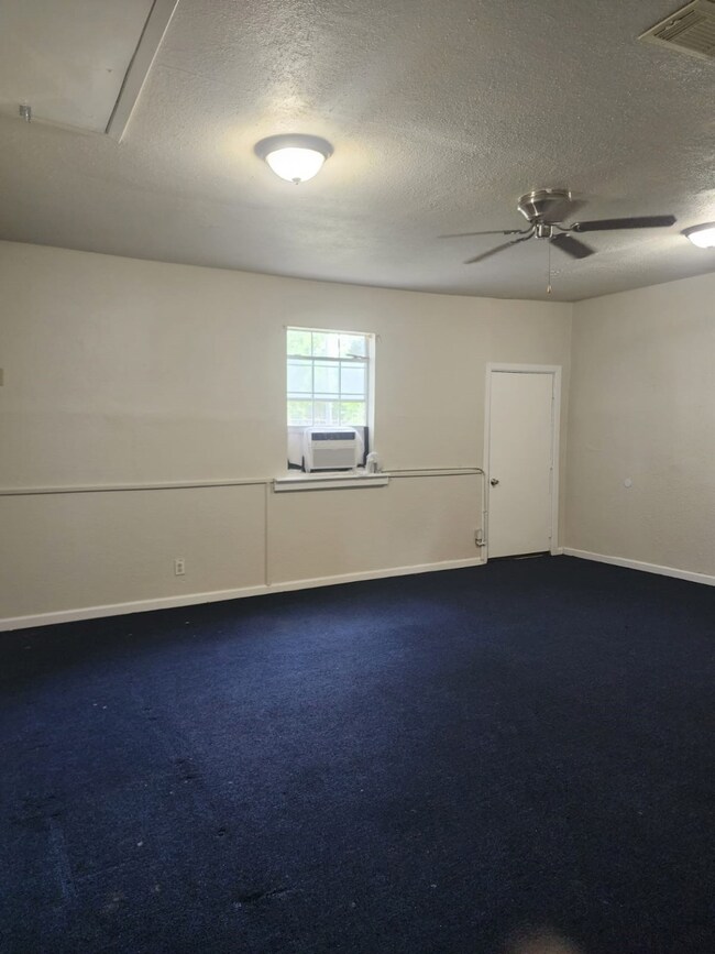 13429 Bandera St unit A, Houston, TX 77015 - photo 6