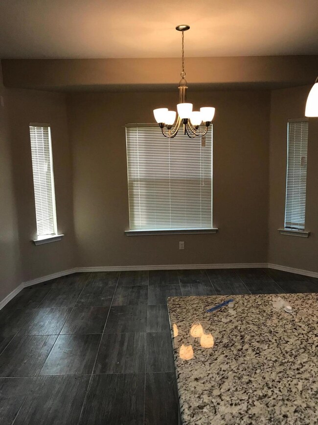 13670 Stonor Ct, El Paso, TX 79928 - photo 3