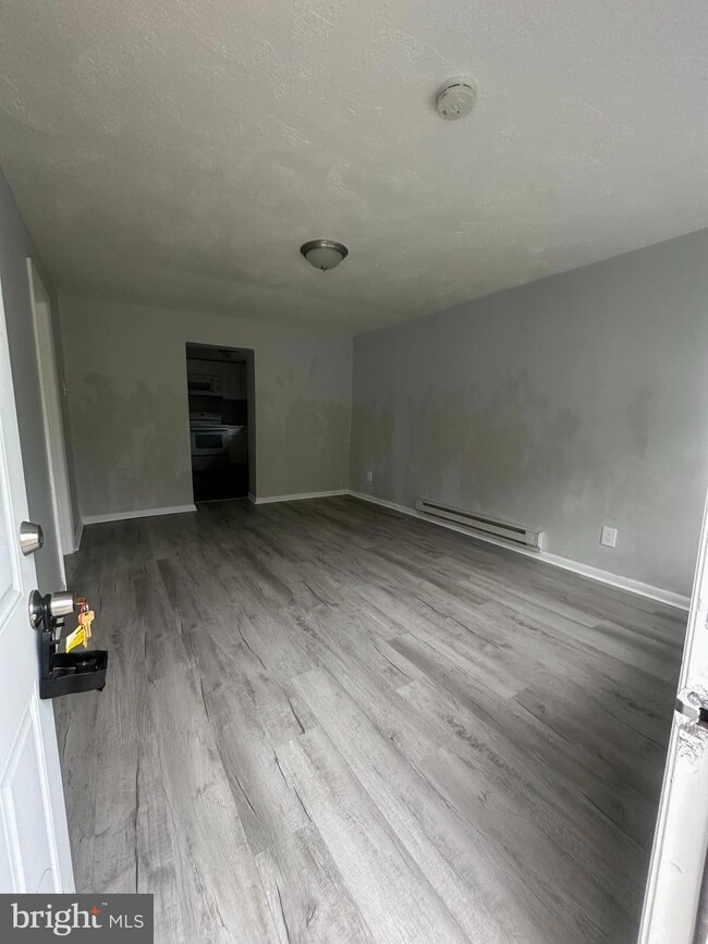 504 New Freedom Rd unit 3, Berlin, NJ 08009 - photo 2