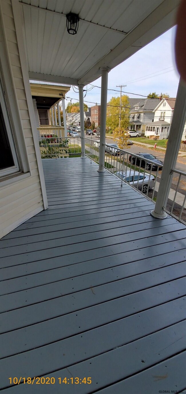 764 Myrtle Ave, Albany, NY 12208 - photo 4