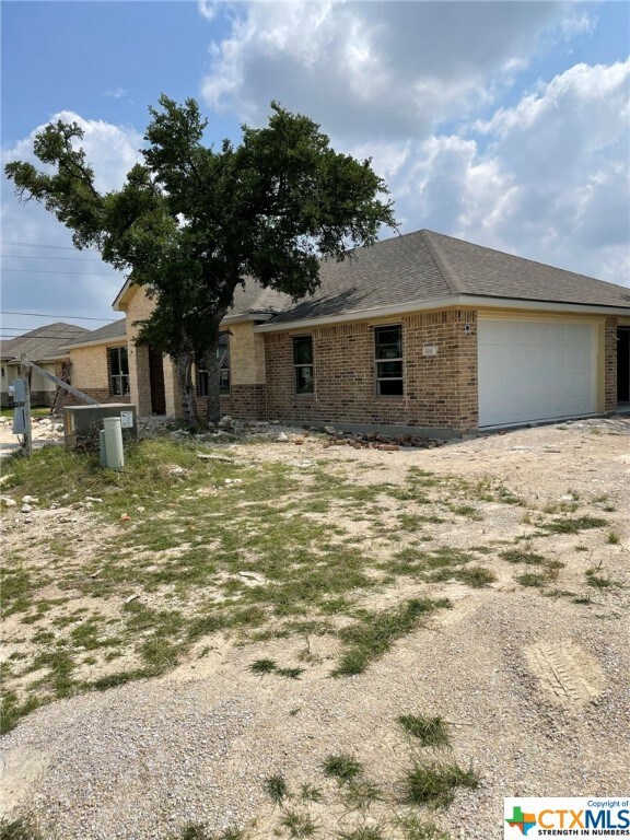 520 Skyline Dr, Copperas Cove, TX 76522 - photo 4