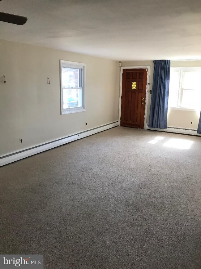 1155 Broad St, Darby, PA 19023 - photo 2