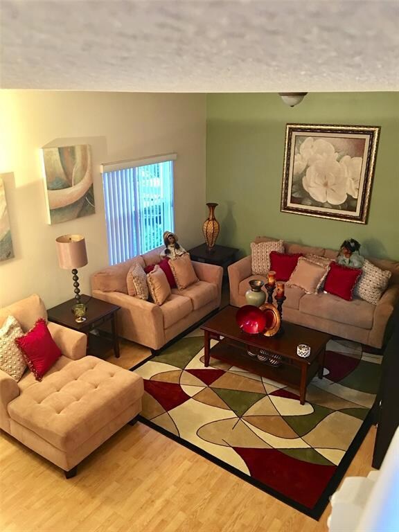 752 SW 106th Ave unit 1906, Pembroke Pines, FL 33025 - photo 5