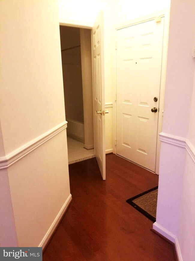 15620 Everglade Ln unit 202, Bowie, MD 20716 - photo 3