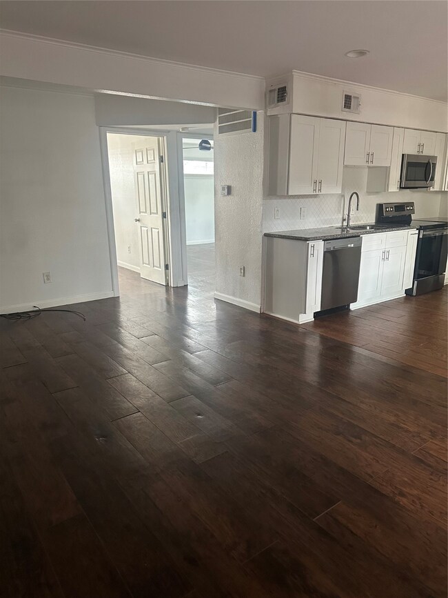 Kitchen-Living room