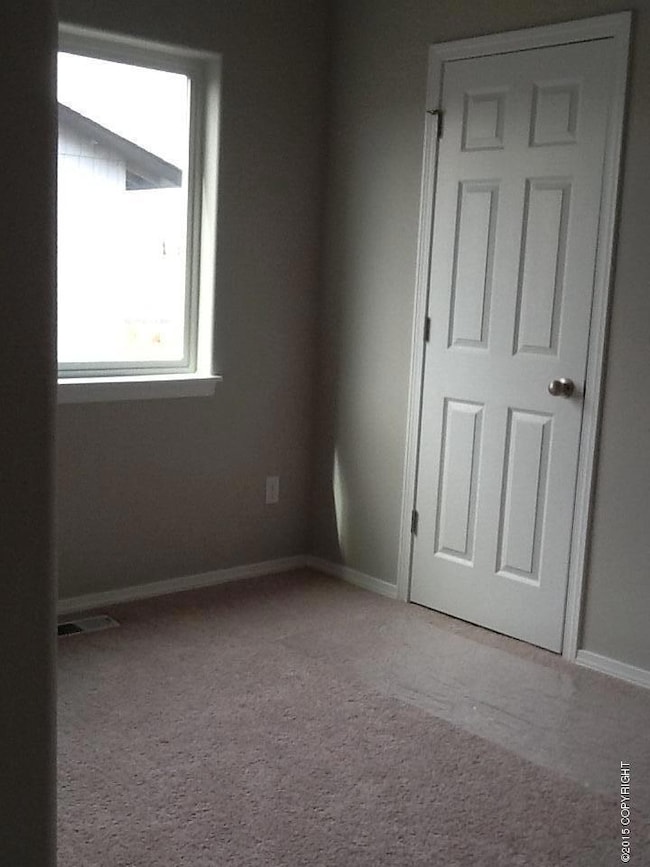 2406 E 64th Ave, Anchorage, AK 99507 - photo 4
