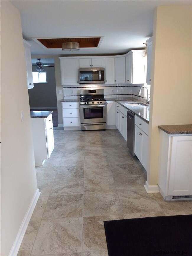 38 Central Ave, Schenectady, NY 12304 - photo 2