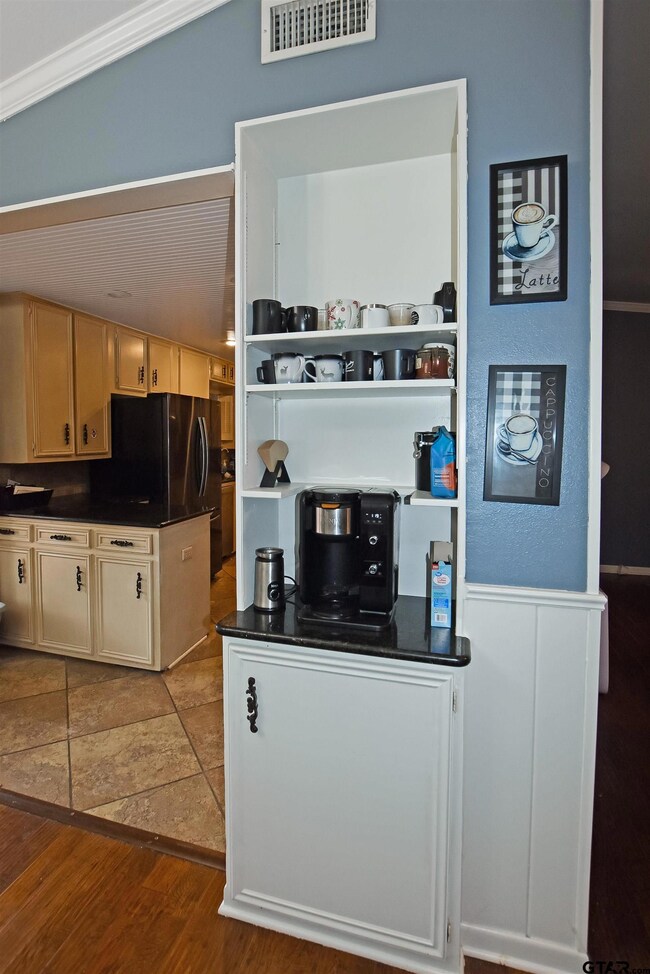 3126 Curtis Dr, Tyler, TX 75701 - photo 7