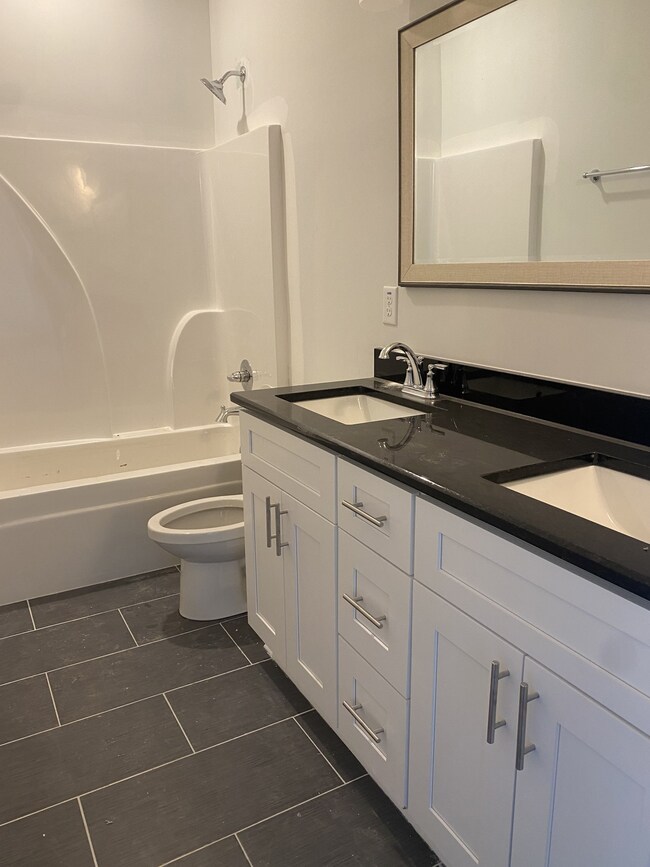 807 Castle Heights Ave, Lebanon, TN 37087 - photo 5