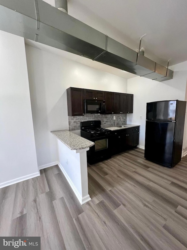 2839 W Diamond St unit 3RD FL, Philadelphia, PA 19121 - photo 2