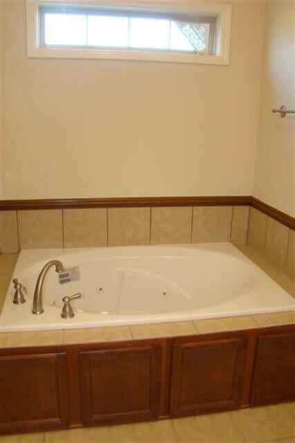 1081 Running Brook Dr, Lawrenceburg, KY 40342 - photo 7