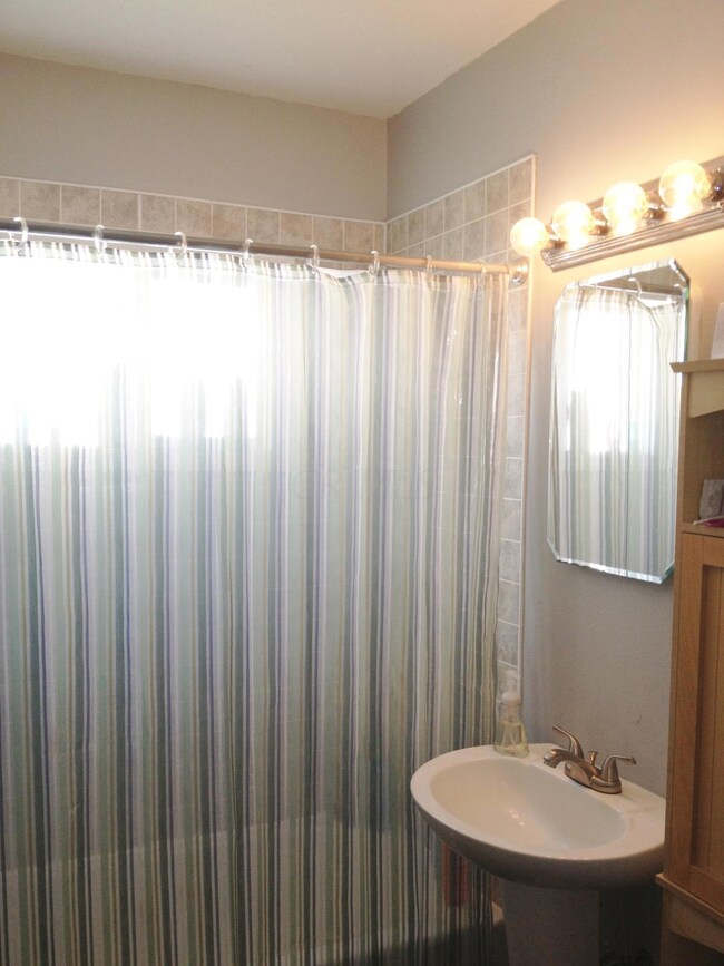 8 -Bathroom