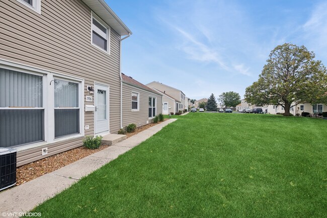 7706 159Th Place Unit 53, Tinley Park, Il 60477 | Mls# Mrd12131025 ...