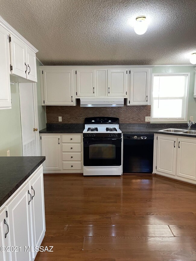 5064 S Palo Verde Club Ln, Tucson, AZ 85706 - photo 5