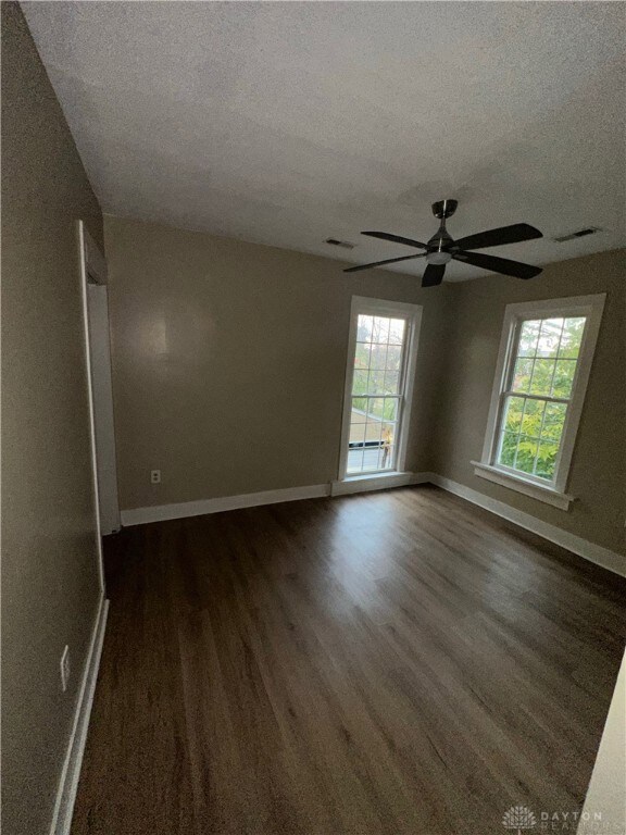 225 Edgewood Ave unit 223, Dayton, OH 45402 - photo 2