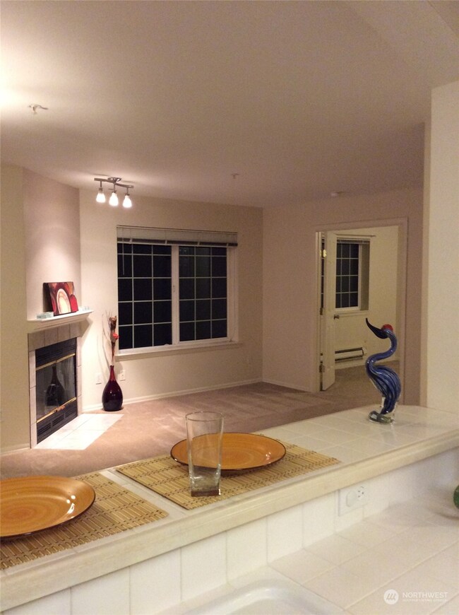 18505 SE Newport Way unit A204, Issaquah, WA 98027 - photo 6