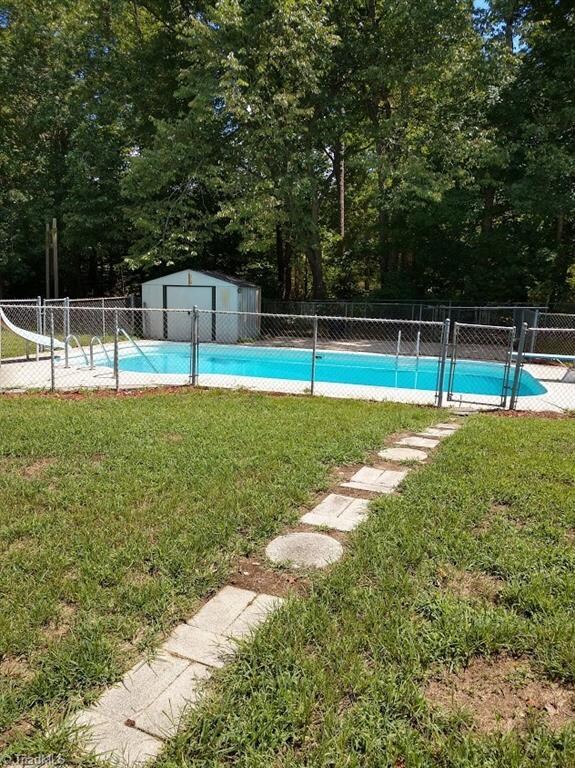 3329 Wall Rd, Greensboro, NC 27407 - photo 2