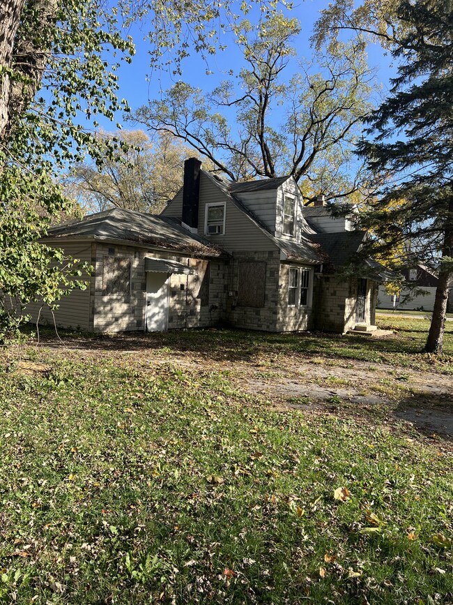 3336 W 161st St, Markham, IL 60428 - photo 2