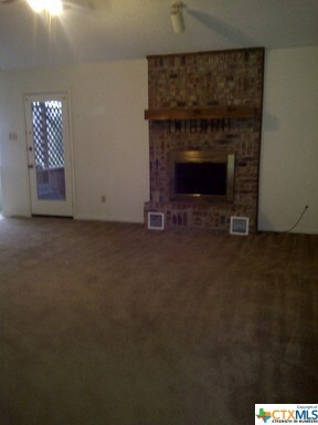 2210 Phyllis Dr, Copperas Cove, TX 76522 - photo 2