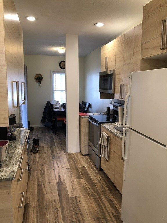 10 Williams St unit C2, Salem, MA 01970 - photo 4