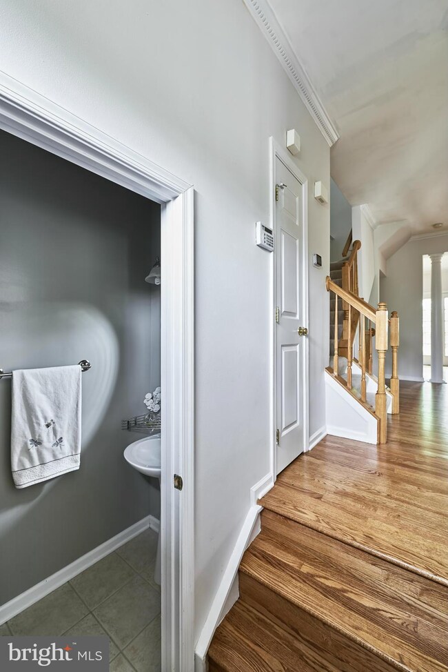 20359 Briarcliff Terrace, Sterling, VA 20165 - photo 3