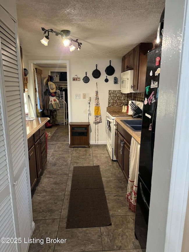 att.momUip8Z5vHFJhqqtLVSWmO8waD_cTZBVZJN