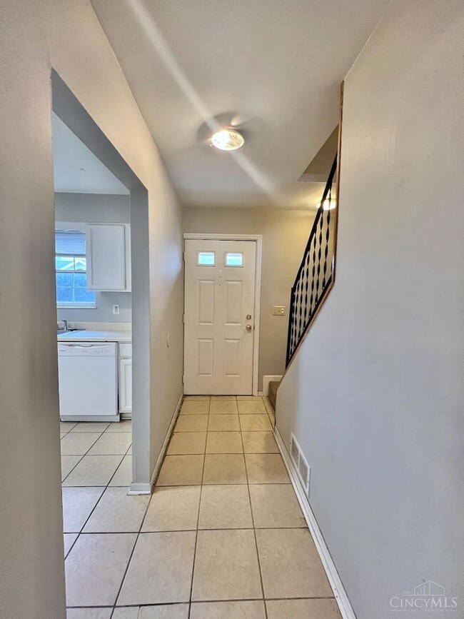 118 N Sutphin St, Middletown, OH 45042 - photo 3