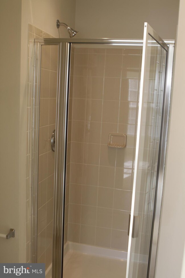 9016 Phita Ln, Manassas Park, VA 20111 - photo 4