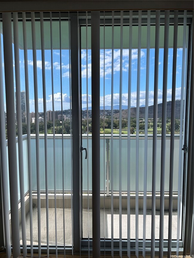 Country Club Village 6 unit 1509, Honolulu, HI 96818 - photo 3