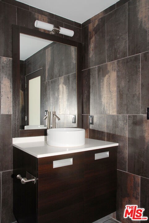 8312 Beverly Blvd unit 202, Los Angeles, CA 90048 - photo 3