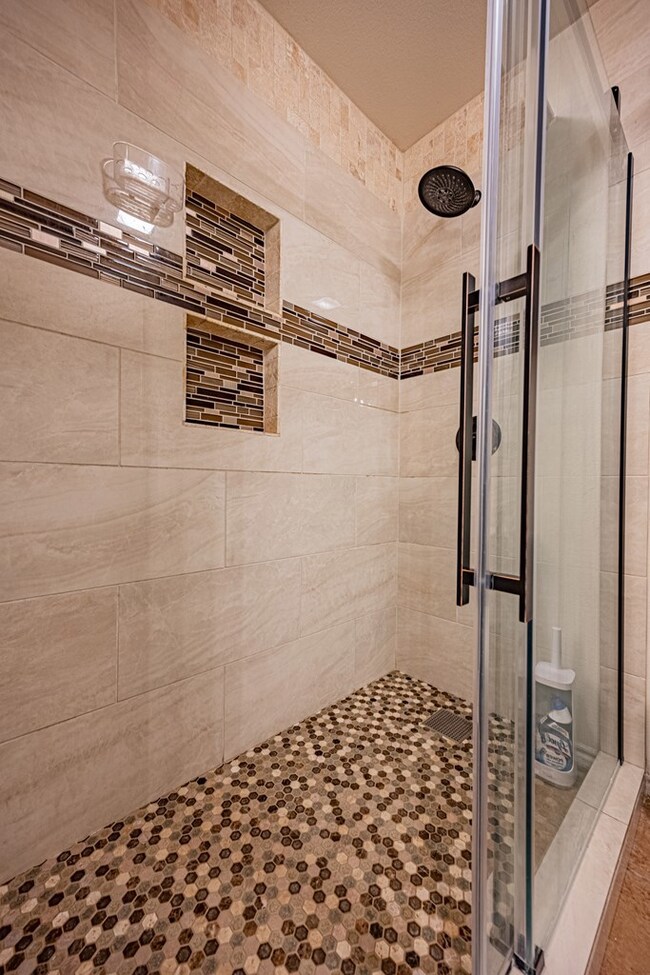 9801 Hawthorne Ct, Odessa, TX 79765 - photo 6