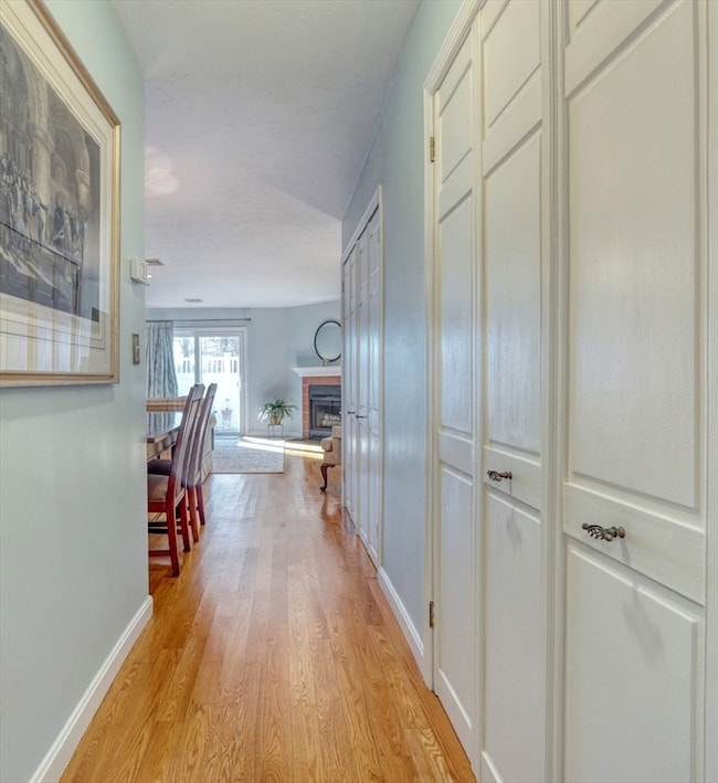 1206 Lagrange St unit 1206, Chestnut Hill, MA 02467 - photo 3