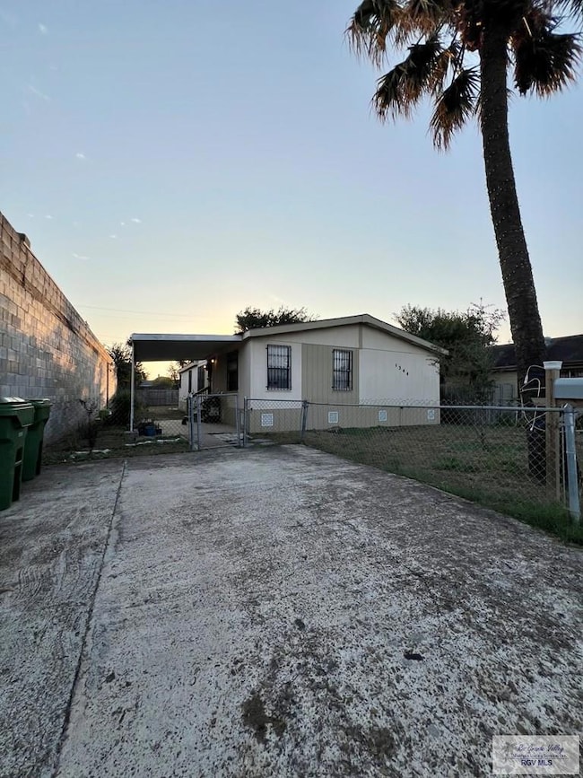 1344 E Monroe St, Brownsville, TX 78520 - photo 2