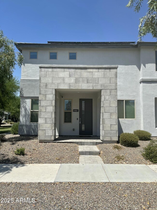 25710 N 20th Ln, Phoenix, AZ 85085 - photo 2