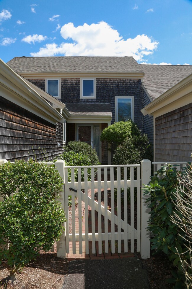 6 Forest Gate unit 6, Yarmouth Port, MA 02675 - photo 3