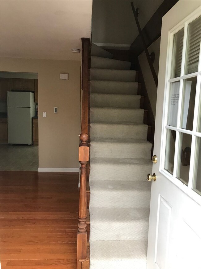 25 Hampton Rd unit A3, Exeter, NH 03833 - photo 2