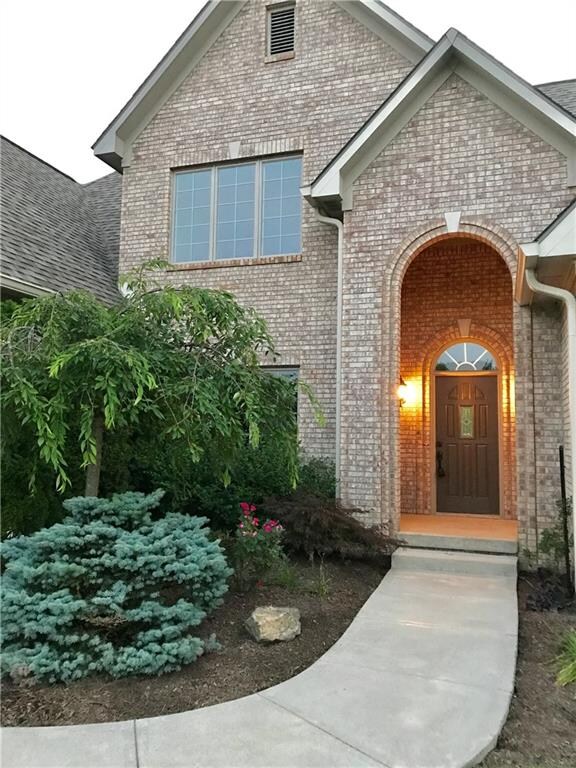 2526 Cedar Bend Ct, Avon, IN 46123 - photo 2