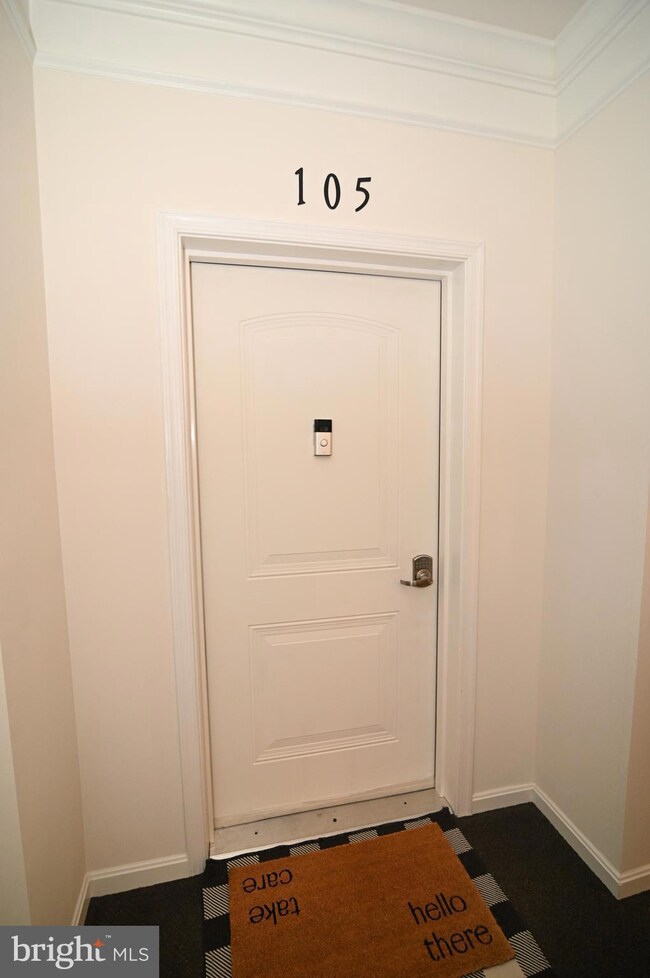 23570 F D R Blvd unit 105, California, MD 20619 - photo 5