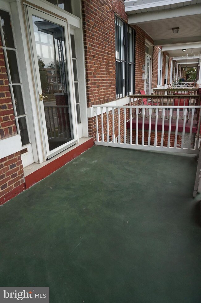 1811 E 33rd St, Baltimore, MD 21218 - photo 3