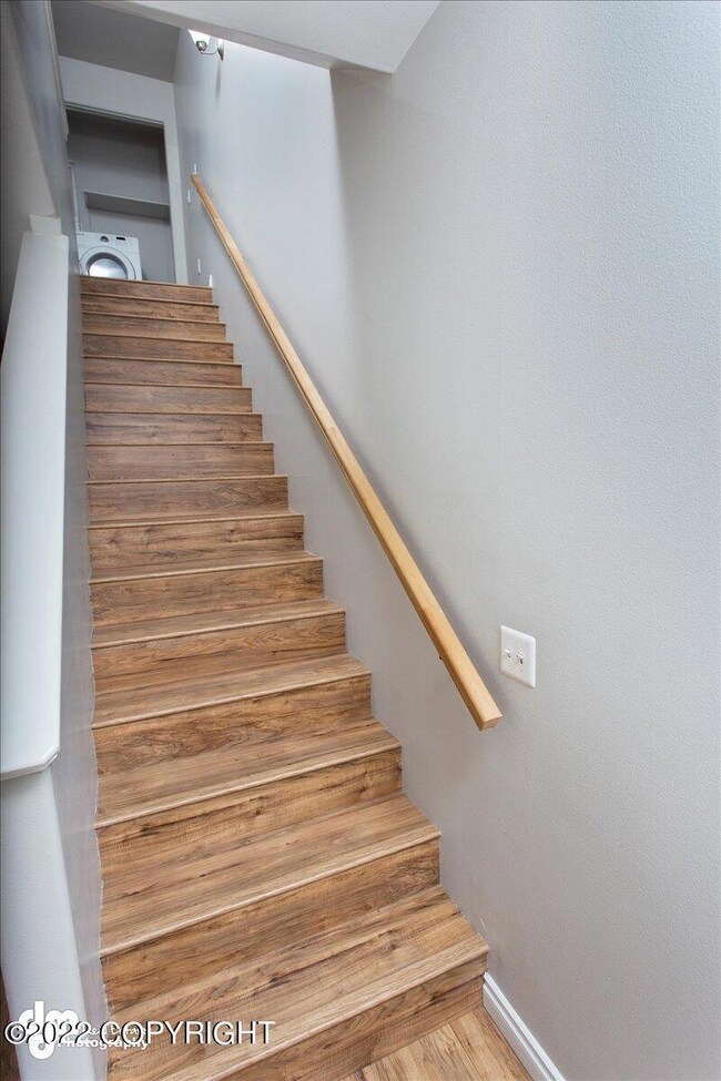 05-Stairs IMG_1031