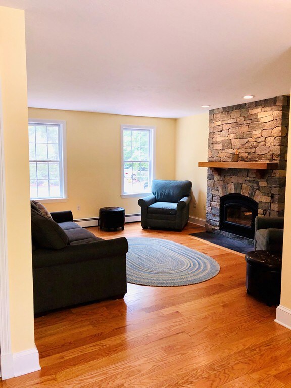 164 SE Main St, Douglas, MA 01516 - photo 7