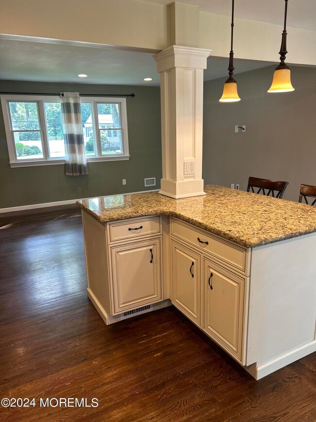 108 Apple Blossom Ln, Middletown, NJ 07748 - photo 6