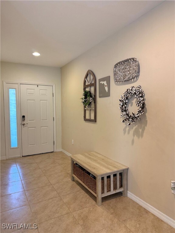 The light and bright foyers welcomes you to the sp